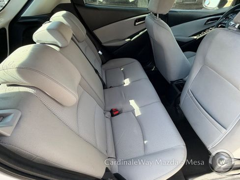 Used 2020 Toyota Yaris LE image 13