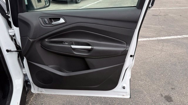 Used 2017 Ford Escape SE AWD/4WD image 21