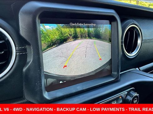 Used 2021 Jeep Wrangler Unlimited Sahara w/ Cold Weather Group AWD/4WD image 14