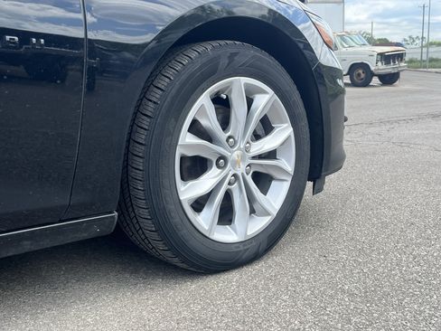 Used 2024 Chevrolet Malibu LT FWD image 9