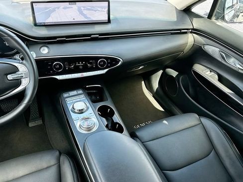 Used 2025 Genesis GV70 2.5T AWD/4WD image 23