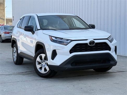 Used 2024 Toyota RAV4 LE image 2