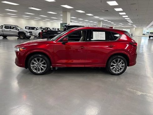 Used 2025 MAZDA CX-5 AWD 2.5 S w/ Premium Plus Pkg image 4