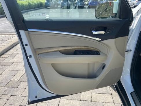 Used 2020 Acura MDX w/ Technology Package AWD/4WD image 23
