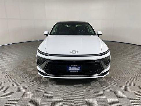 New 2025 Hyundai Sonata Limited image 25