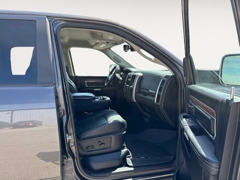 Used 2018 RAM 3500 Laramie AWD/4WD image 19