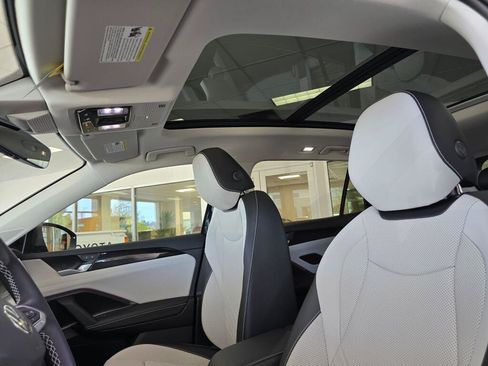 New 2026 Volkswagen Tiguan SE AWD/4WD image 19