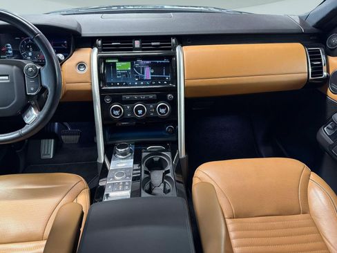 Used 2018 Land Rover Discovery HSE Luxury AWD/4WD image 17