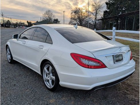 Used 2013 Mercedes-Benz CLS 550 4MATIC w/ Premium I Pkg image 5