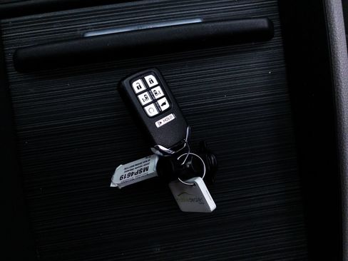 Used 2020 Honda Odyssey Touring image 35