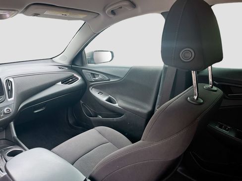 Used 2020 Chevrolet Malibu LS FWD image 21