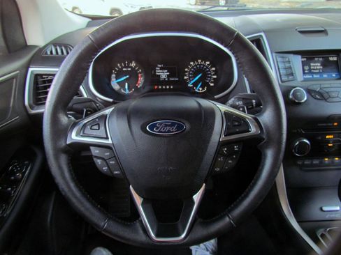 Used 2016 Ford Edge SEL image 19