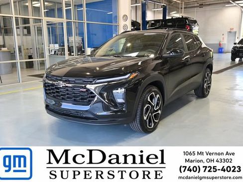 New 2026 Chevrolet Trax RS w/ Sunroof Package FWD image 1