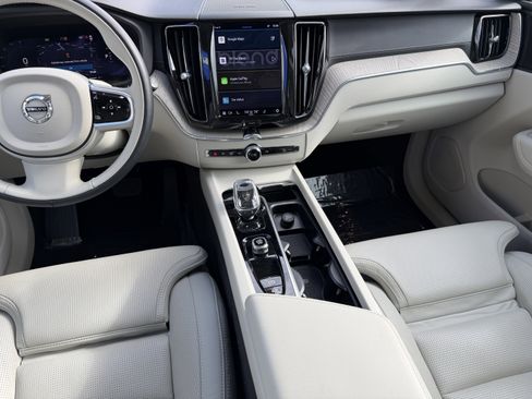 Certified 2023 Volvo XC60 T8 Ultimate image 16