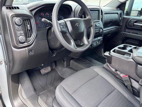 Used 2025 Chevrolet Silverado 2500 Custom w/ Custom Value Package AWD/4WD image 15