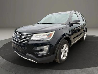 Used 2016 Ford Explorer XLT w/ Equipment Group 202A