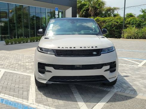 New 2026 Land Rover Range Rover Sport Dynamic SE AWD/4WD image 8