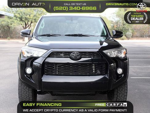 Used 2017 Toyota 4Runner SR5 Premium image 2