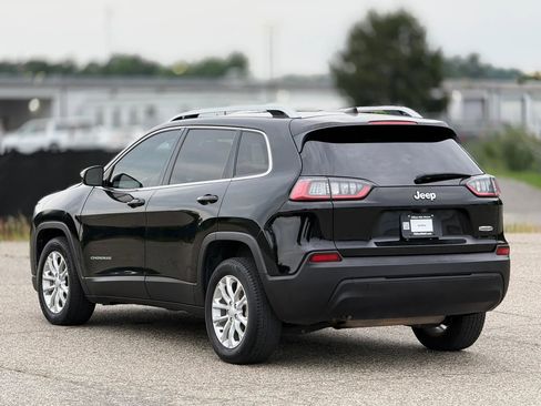 Used 2019 Jeep Cherokee Latitude w/ Popular Appearance Group FWD image 10
