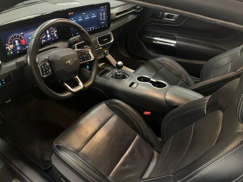 Used 2024 Ford Mustang GT Premium image 11