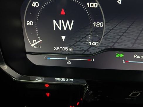 Used 2025 GMC Sierra 1500 SLT image 21