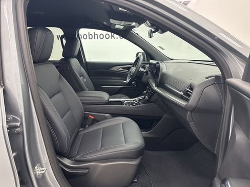 Used 2026 Chevrolet Traverse LT FWD image 31