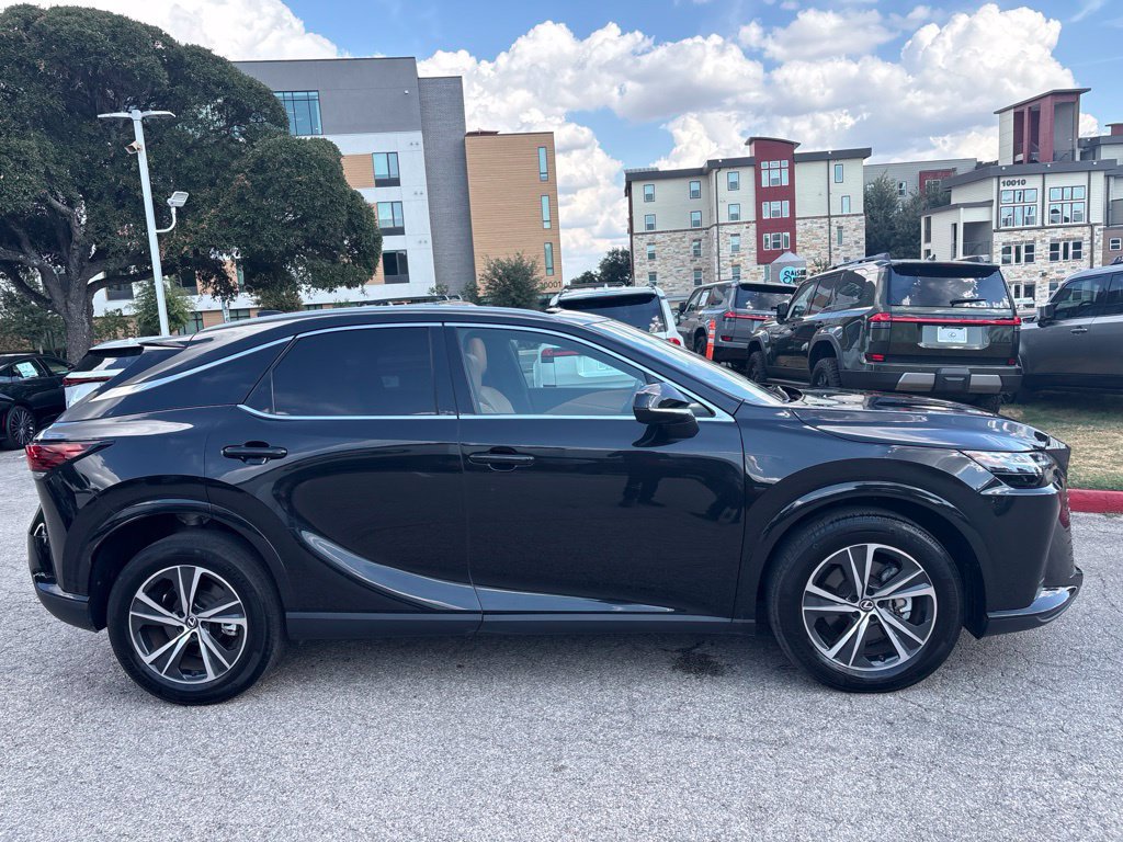 Used 2023 Lexus RX 350 Premium w/ Cold Area Package FWD image 6