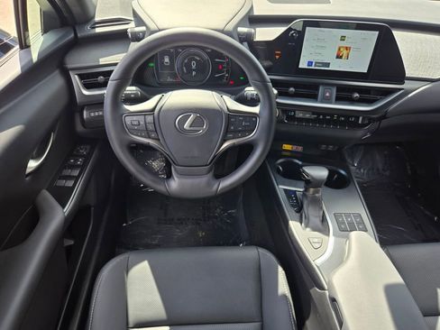 Used 2023 Lexus UX 250h 250h Premium w/ Accessory Package (Z2) image 12