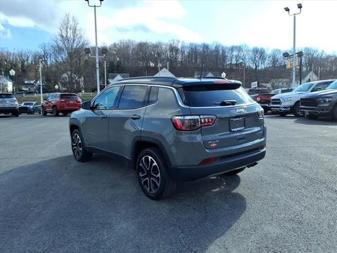 Certified 2022 Jeep Compass Limited image 5