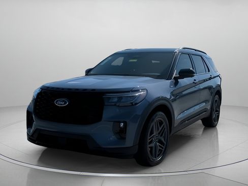 New 2026 Ford Explorer ST-Line image 10