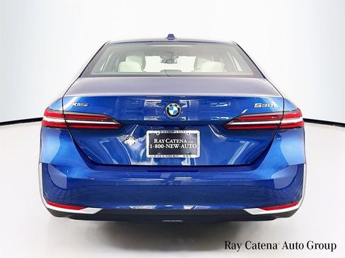 Certified 2024 BMW 530i xDrive w/ Convenience Package AWD/4WD image 6