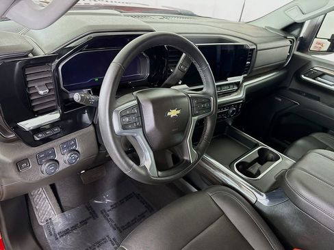 Used 2024 Chevrolet Silverado 3500 LTZ w/ LTZ Convenience Package AWD/4WD image 19