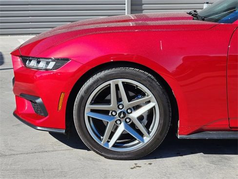 Used 2024 Ford Mustang Premium image 9