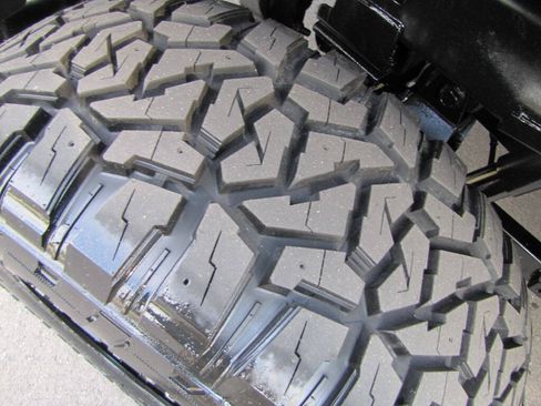 Used 2023 RAM 2500 Tradesman AWD/4WD image 28