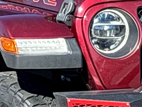 Used 2021 Jeep Gladiator Mojave image 19