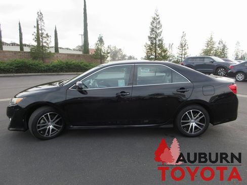 Used 2012 Toyota Camry SE image 7