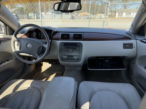 Used 2007 Buick Lucerne CXL w/ Luxury Package image 17