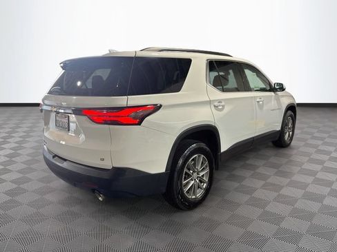Used 2023 Chevrolet Traverse LT AWD/4WD image 7