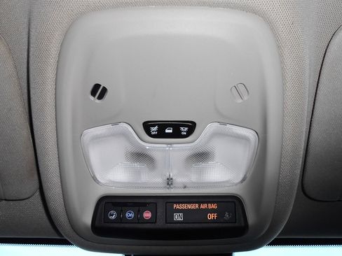 Used 2022 Buick Encore GX Select w/ Sport Touring Package image 12