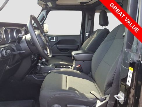 Used 2018 Jeep Wrangler Sport image 14