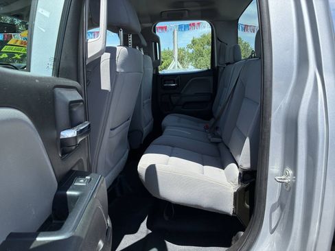 Used 2016 Chevrolet Silverado 2500 W/T AWD/4WD image 4