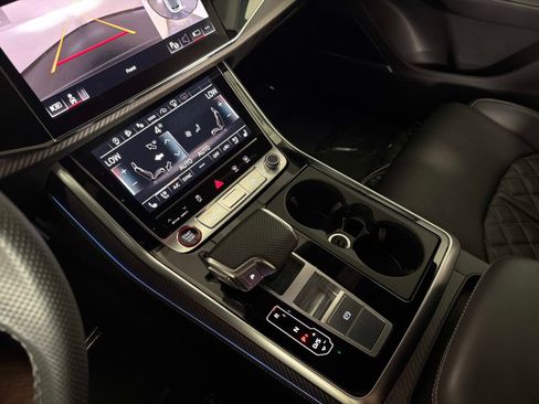 Used 2024 Audi SQ8 Prestige w/ Prestige Package AWD/4WD image 43
