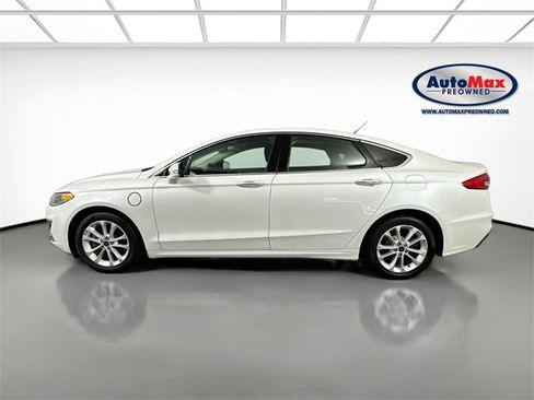 Used 2020 Ford Fusion Energi Titanium image 9