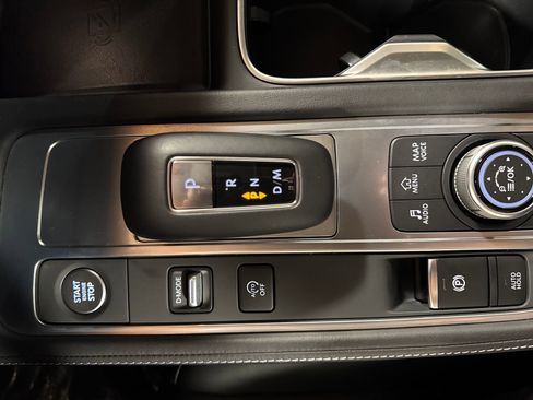 Certified 2025 INFINITI QX60 Luxe w/ Vision Package AWD/4WD image 20