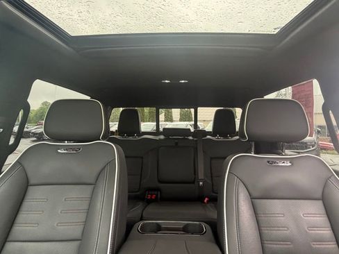 Used 2025 GMC Sierra 2500 AT4X AWD/4WD image 21