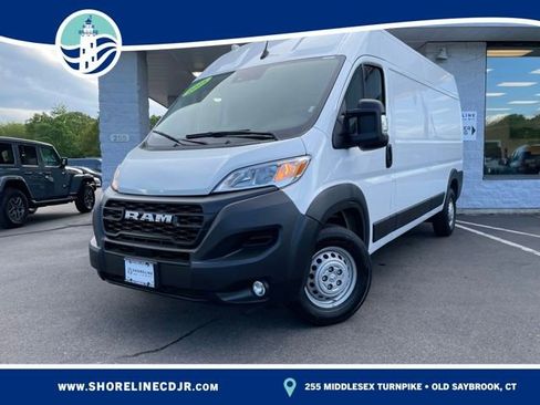 Used 2024 RAM ProMaster 2500 w/ Convenience Group FWD image 1