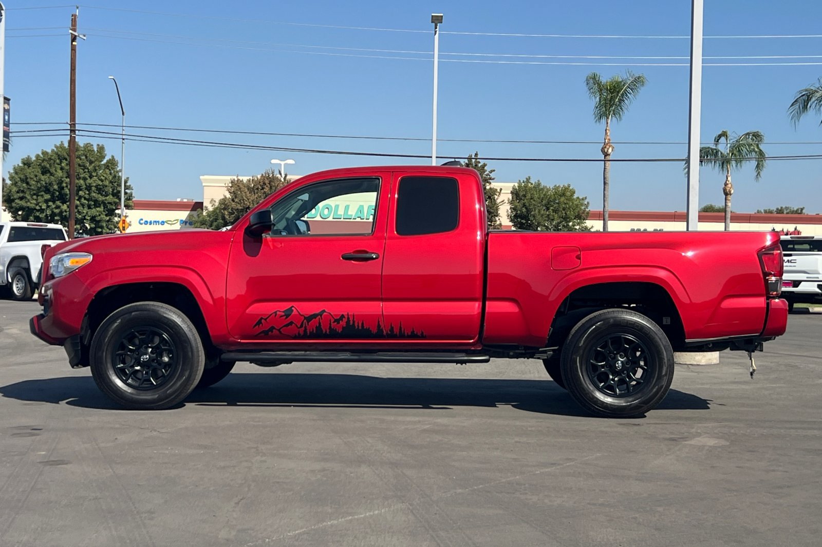 Used 2022 Toyota Tacoma SR RWD image 8