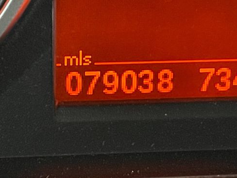 Used 2009 BMW 328i Convertible image 40