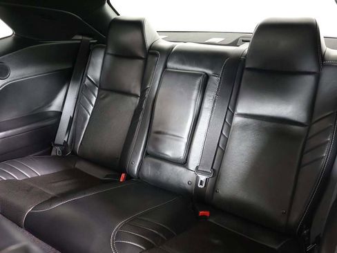 Used 2016 Dodge Challenger SRT Hellcat image 33