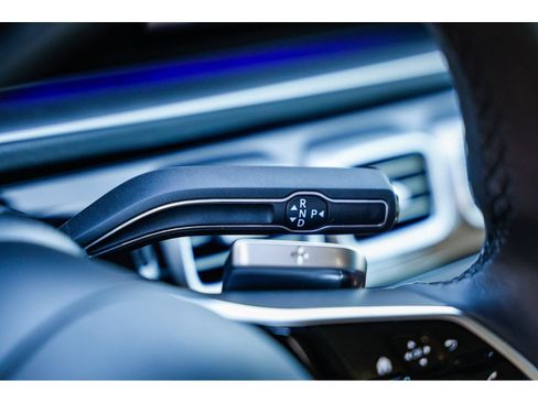 New 2026 Mercedes-Benz GLS 580 4MATIC image 22